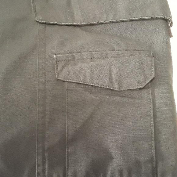 2 pairs of Tru Spec Tactical Pants - Picture 4 of 6